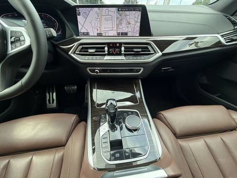 Used 2020 BMW X5 xDrive40i w/ M Sport Package AWD/4WD image 24