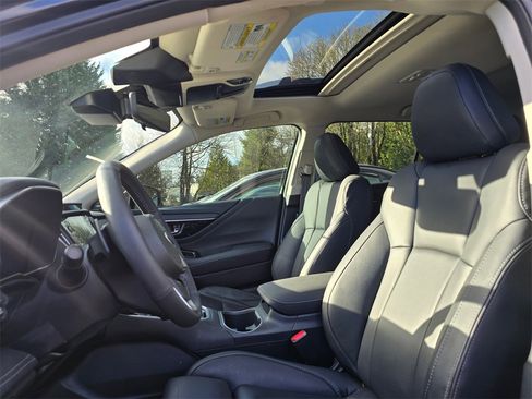 Used 2025 Subaru Outback Touring w/ Tech Package 3 image 2