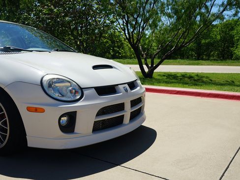 Used 2005 Dodge Neon w/ Competition Group image 32
