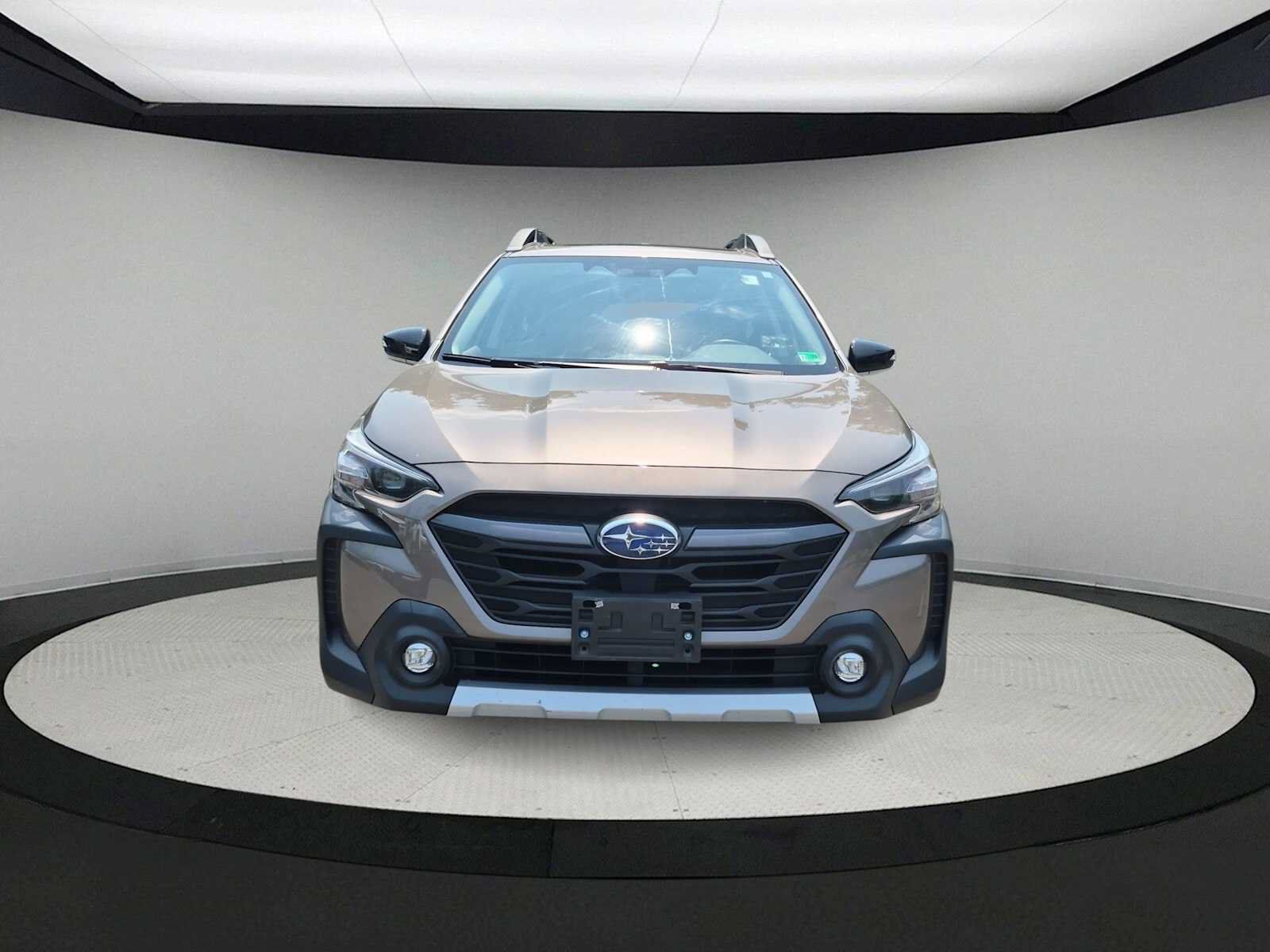 Certified 2024 Subaru Outback Limited AWD/4WD image 3