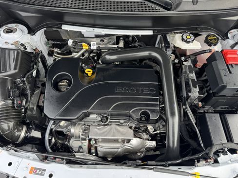 Certified 2026 Chevrolet Equinox ACTIV w/ LPO, Floor Liner Package image 25