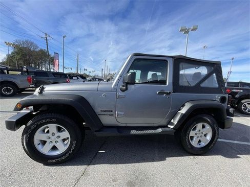Used 2018 Jeep Wrangler Sport image 28