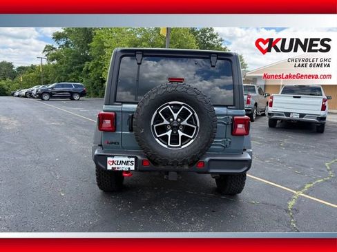 Used 2026 Jeep Wrangler Unlimited Rubicon AWD/4WD image 7