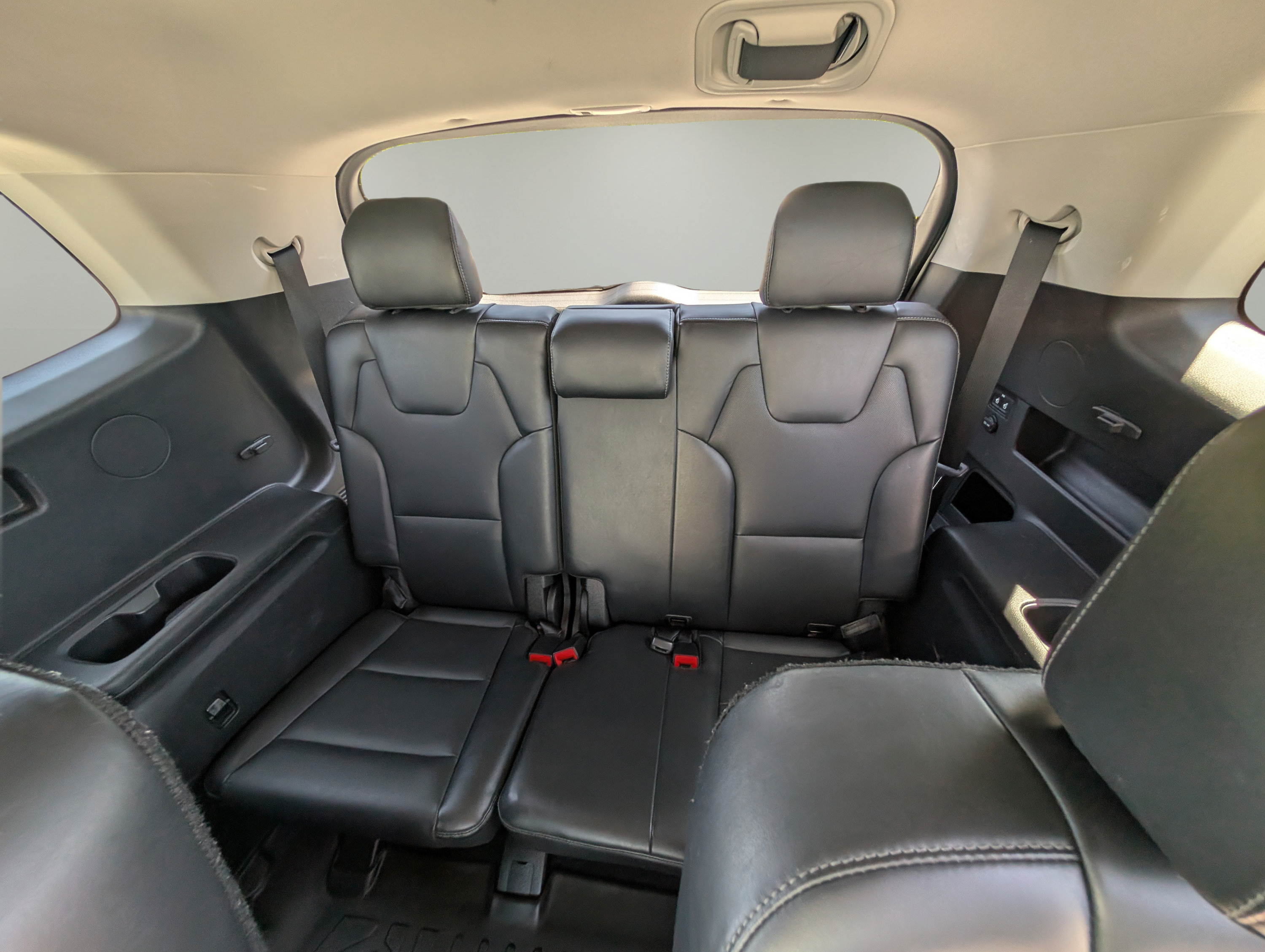 Used 2022 Kia Telluride S FWD image 12