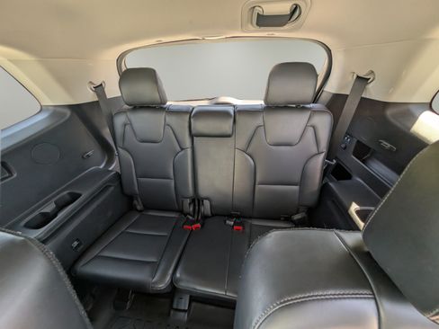 Used 2022 Kia Telluride S FWD image 12