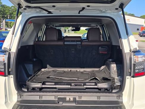 Used 2023 Toyota 4Runner Limited AWD/4WD image 32