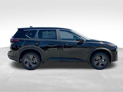New 2026 Nissan Rogue SV w/ Cold Weather Package FWD image 4