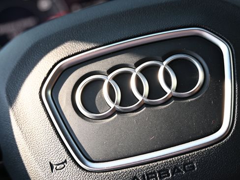 Used 2021 Audi Q3 2.0T Premium Plus w/ Premium Plus Package AWD/4WD image 33