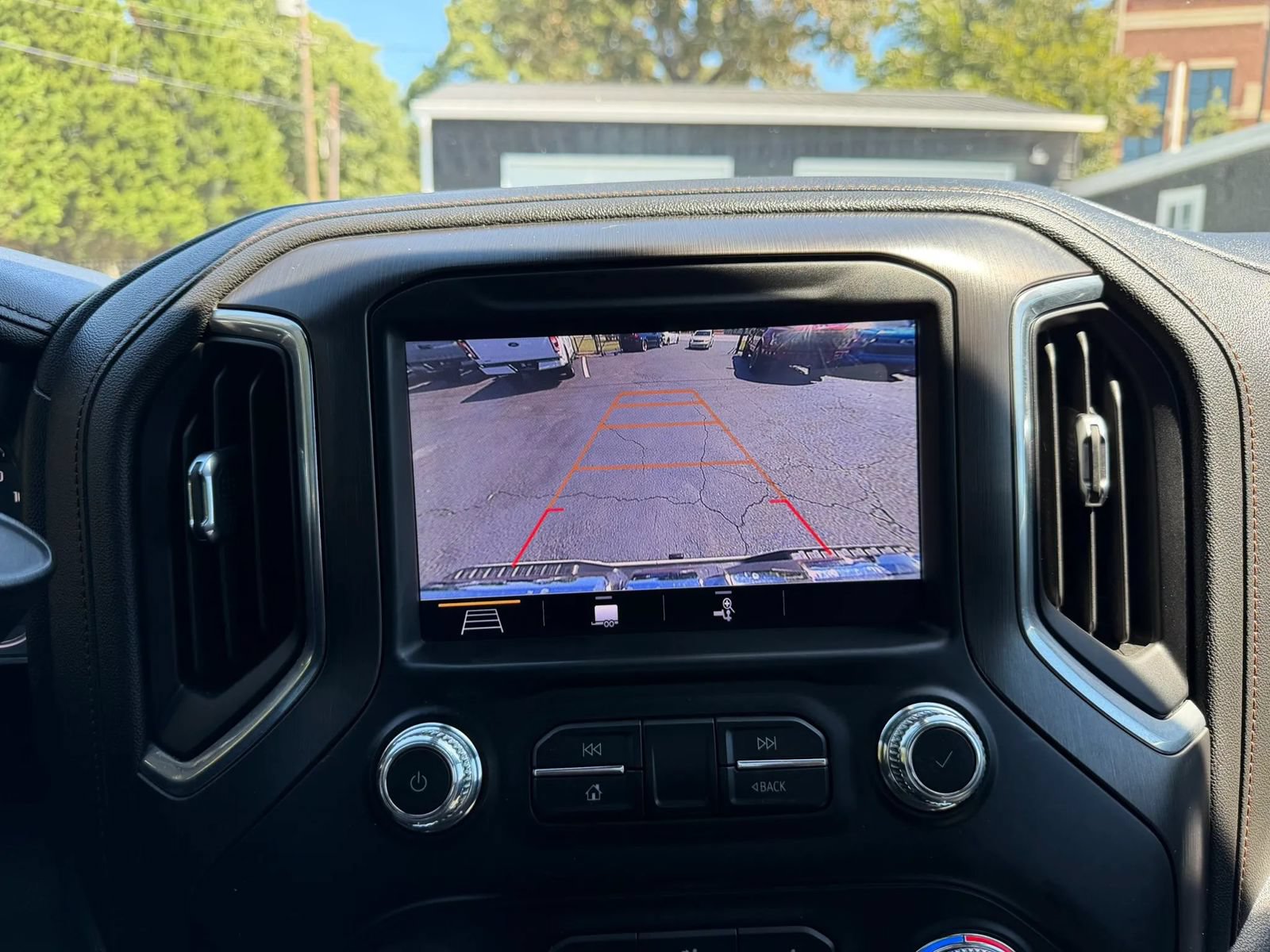 Used 2019 GMC Sierra 1500 AT4 w/ AT4 Premium Package AWD/4WD image 18