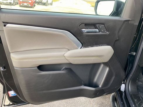 New 2026 GMC Canyon Elevation image 16