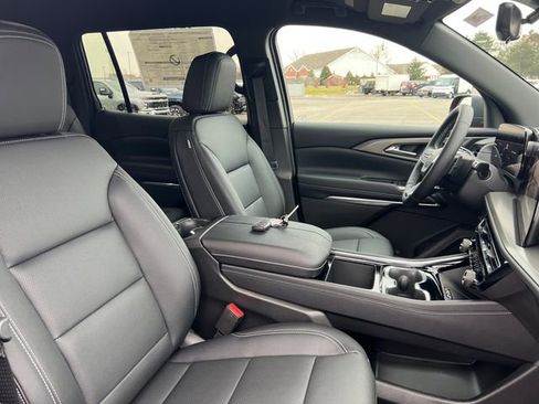 New 2026 Chevrolet Traverse LT w/ Driver Confidence Package image 24