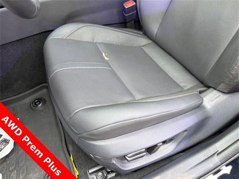 Used 2025 Toyota Camry XLE w/ Premium Plus Package image 17