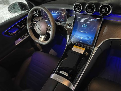 New 2026 Mercedes-Benz GLC 300 4MATIC image 11