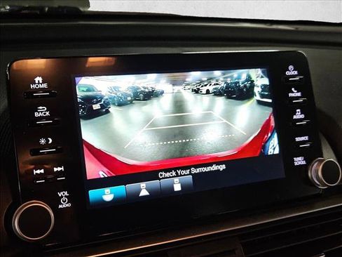 Used 2022 Honda Accord Sport image 12