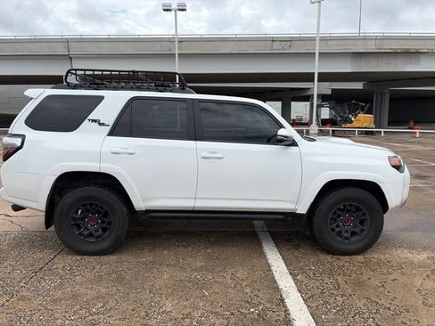 Used 2024 Toyota 4Runner TRD Off-Road Premium AWD/4WD image 5