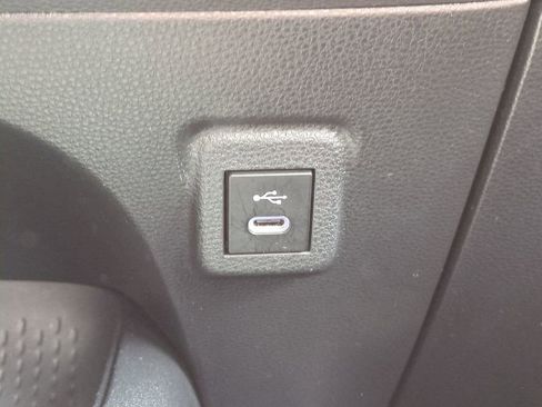 Used 2024 Toyota Corolla LE image 32