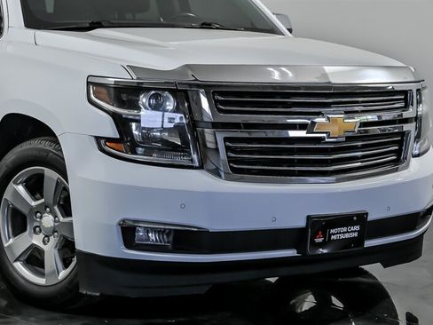 Used 2018 Chevrolet Suburban Premier AWD/4WD image 2