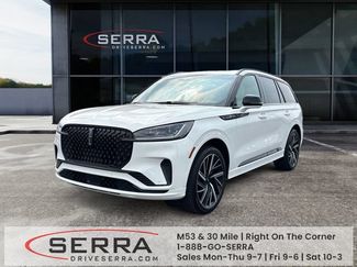 Used 2025 Lincoln Aviator Black Label w/ Jet Appearance Package AWD/4WD video 1