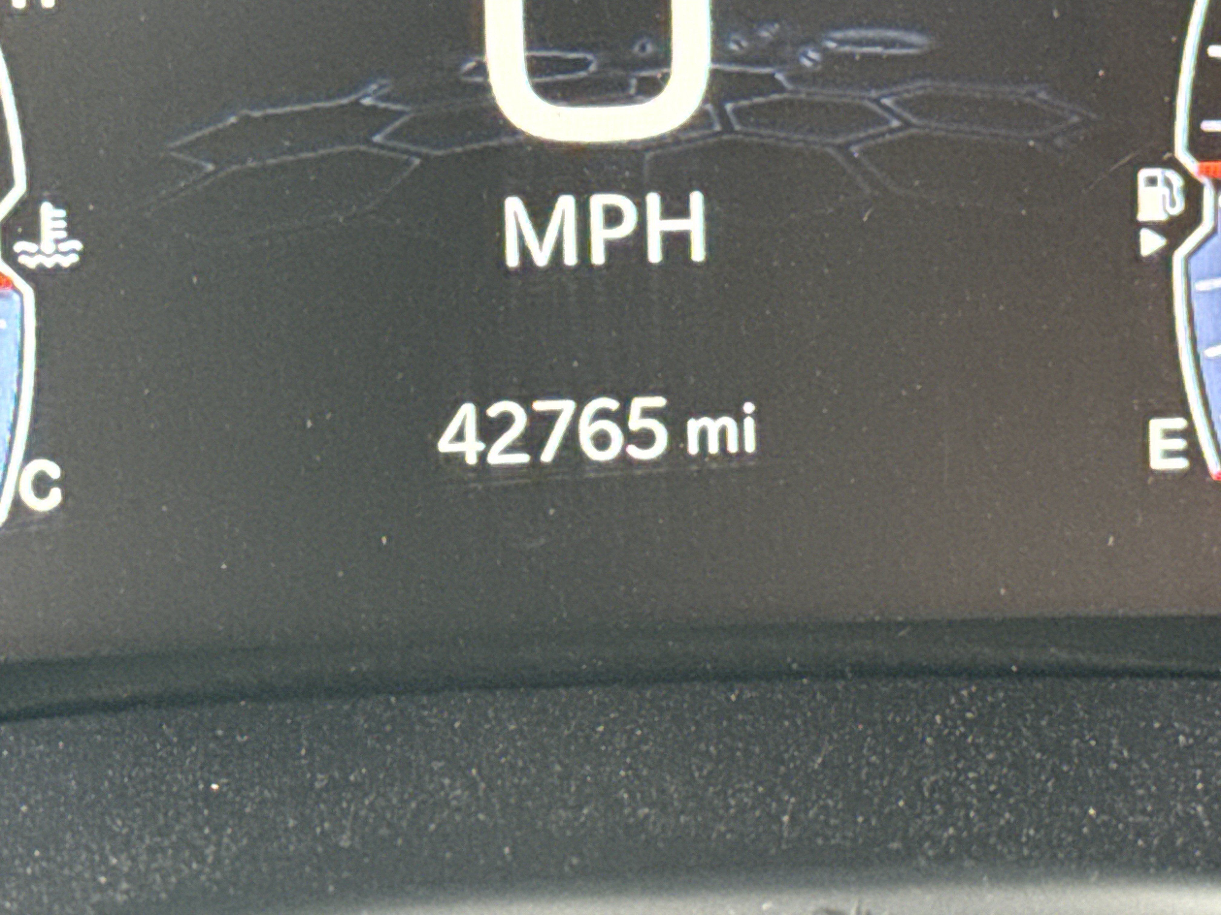 Used 2025 Jeep Compass Limited AWD/4WD image 21
