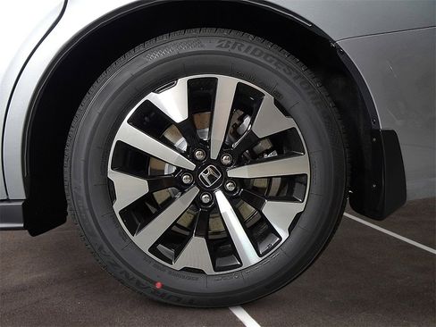 New 2026 Honda Odyssey EX-L image 9