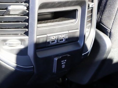 New 2026 RAM 1500 Big Horn AWD/4WD image 18