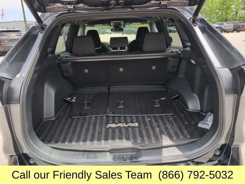 Used 2023 Toyota RAV4 SE AWD/4WD image 22