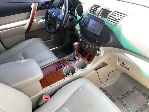 Used 2008 Toyota Highlander Limited AWD/4WD image 9