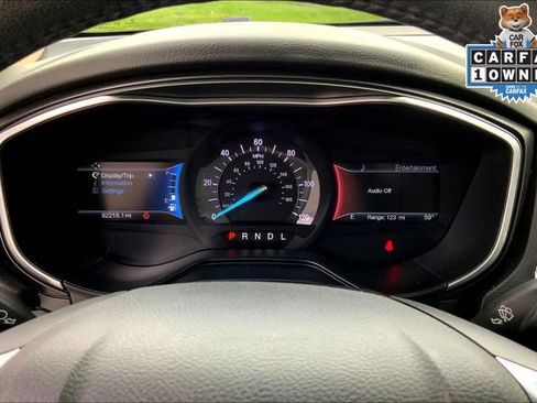 Used 2019 Ford Fusion Energi Titanium image 20