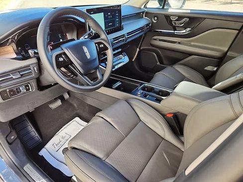 New 2025 Lincoln Corsair Reserve w/ Equipment Group 202A image 8