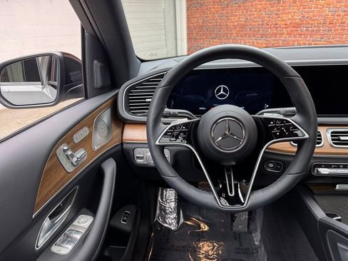 New 2025 Mercedes-Benz GLE 450 GLE 450 image 13