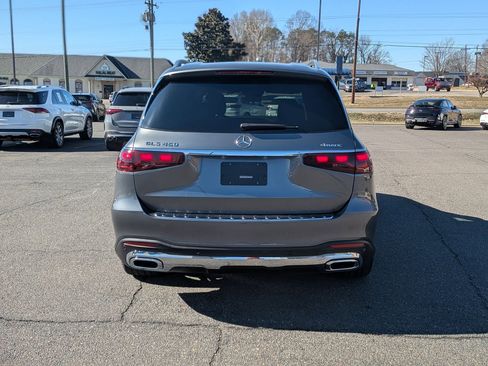Used 2025 Mercedes-Benz GLS 450 4MATIC image 4