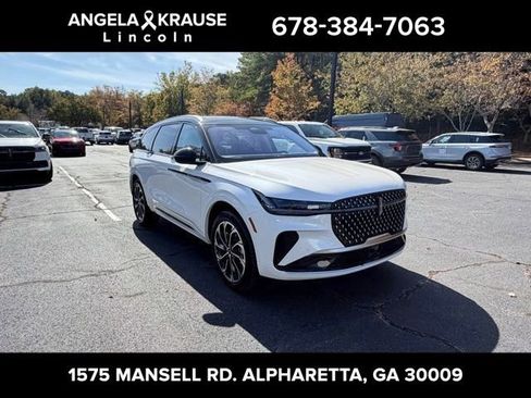 New 2026 Lincoln Nautilus Reserve image 1