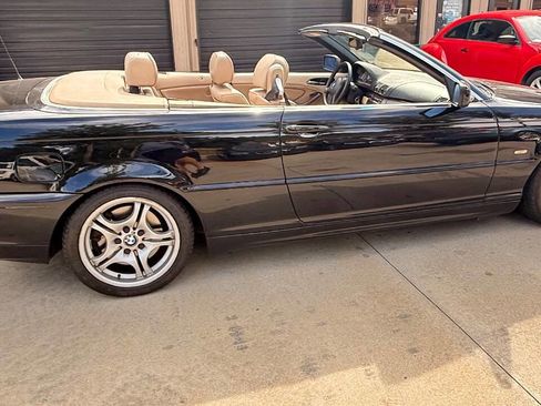 Used 2003 BMW 330Ci Convertible image 15