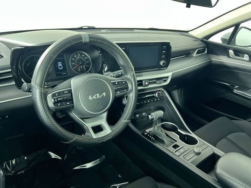 Used 2022 Kia K5 LXS image 28