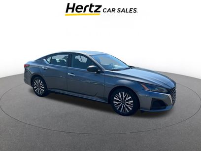 Used 2024 Nissan Altima 2.5 SV