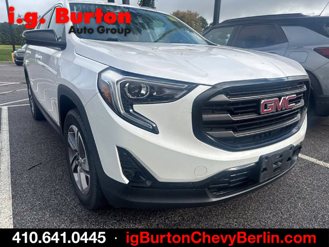 Certified 2021 GMC Terrain SLT w/ LPO, Dark Accent Package AWD/4WD image 7