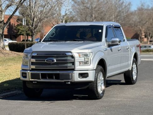Used 2016 Ford F150 Platinum w/ Equipment Group 701A Luxury AWD/4WD image 2
