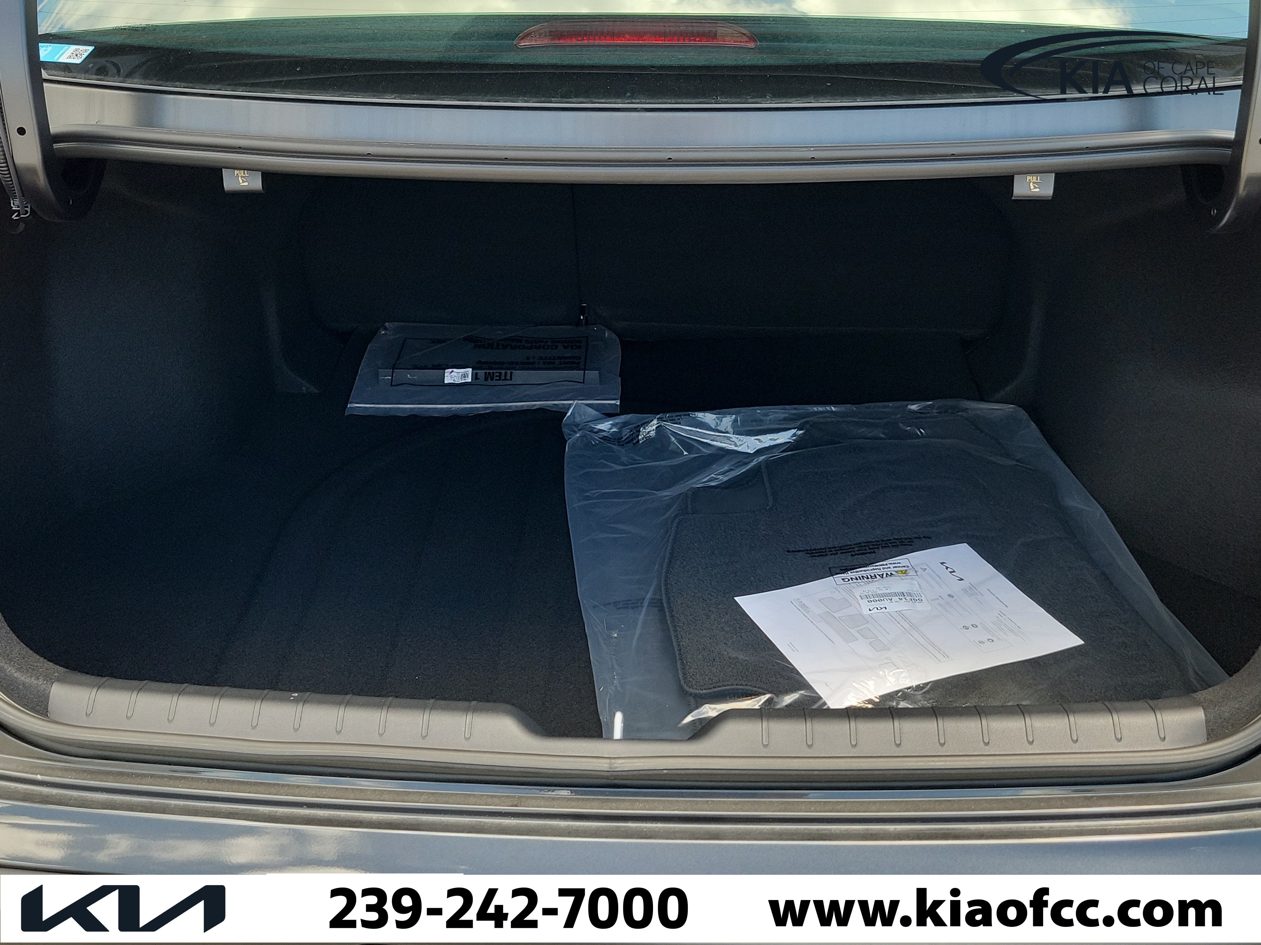 New 2025 Kia K4 EX FWD image 11