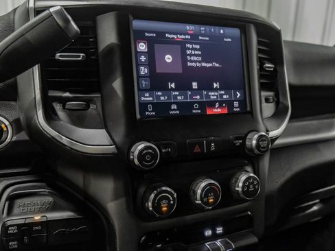 Used 2022 RAM 2500 Big Horn AWD/4WD image 24