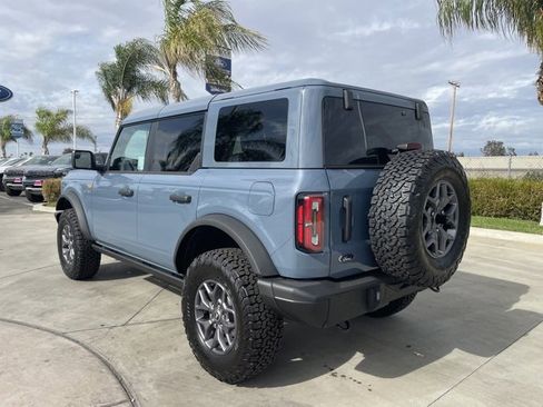 New 2025 Ford Bronco Badlands image 3