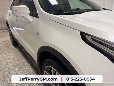 Used 2023 Cadillac XT4 Sport AWD/4WD image 8