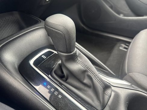Used 2025 Toyota Corolla LE FWD image 20