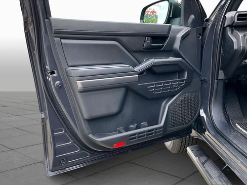 New 2026 Toyota Tacoma SR5 image 10