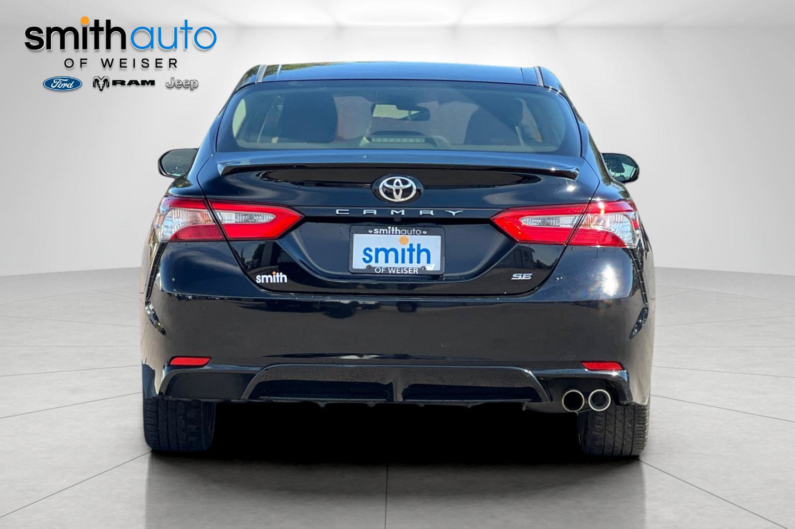 Used 2018 Toyota Camry SE FWD image 5
