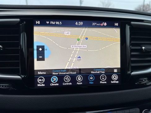 Used 2020 Chrysler Pacifica Touring-L Plus w/ Advanced Safetytec Group image 20