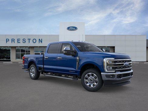 New 2026 Ford F250 Lariat w/ Chrome Package image 7