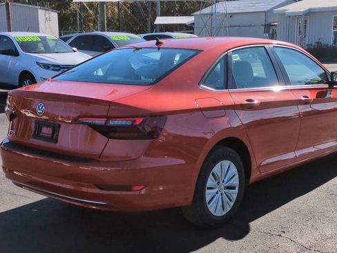 Used 2019 Volkswagen Jetta S w/ Driver Assistance Package image 8