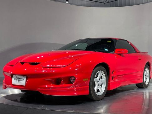 Used 1998 Pontiac Firebird Formula w/ Opt Pkg image 29