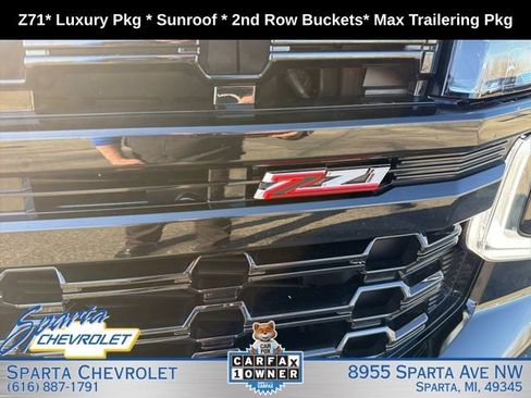 Used 2024 Chevrolet Tahoe Z71 w/ Luxury Package AWD/4WD image 9