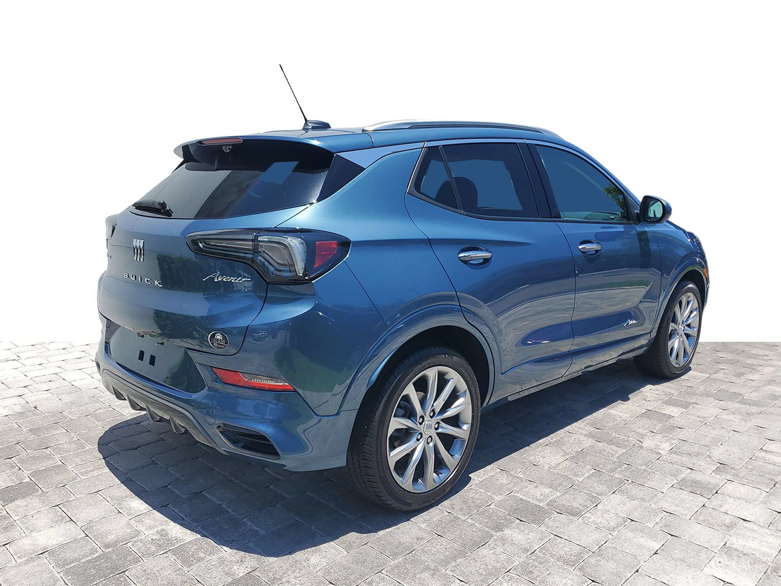 Used 2024 Buick Encore GX Avenir w/ Avenir Technology Package FWD image 6